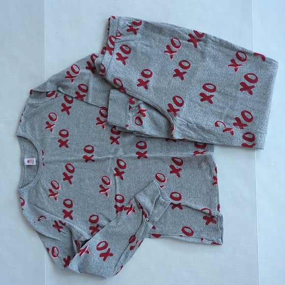 Two Piece Pajama Pant Set XO Hugs & Kisses MEDIUM Gray Red - Picture 1 of 16